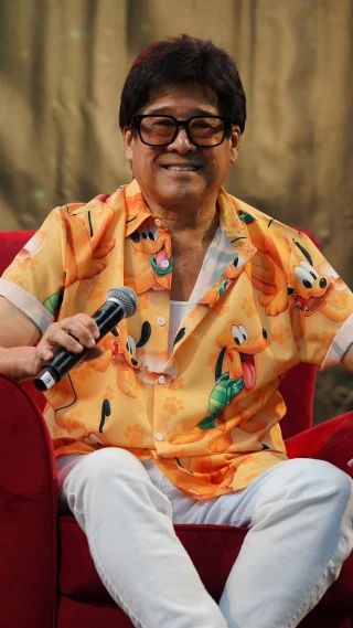 Brian Tochi height profile photo