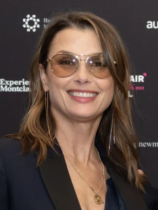 Bridget Moynahan height profile photo
