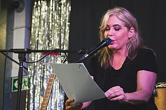 Brix Smith height profile photo