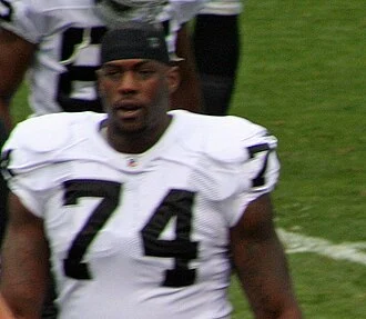 Bruce Campbell (gridiron football) height profile photo