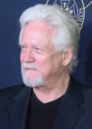 Bruce Davison height profile photo