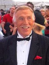 Bruce Forsyth height profile photo