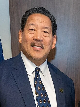 Bruce Harrell height profile photo