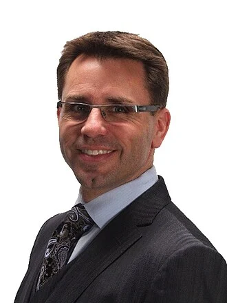 Bruce McAllister (politician) height profile photo