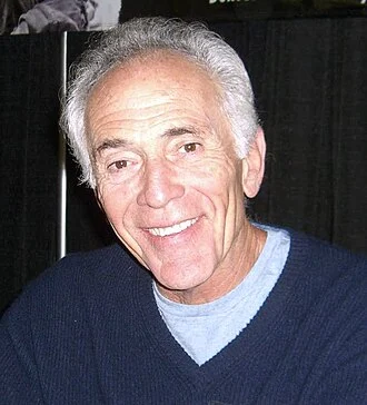 Bruce Weitz height profile photo
