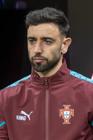 Bruno Fernandes height profile photo