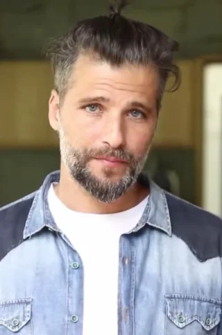 Bruno Gagliasso height profile photo
