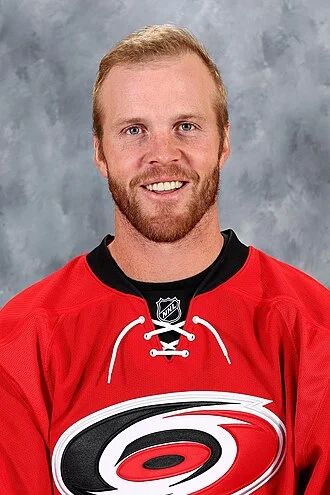 Bryan Bickell height profile photo