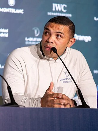 Bryan Habana height profile photo