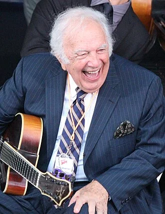 Bucky Pizzarelli height profile photo