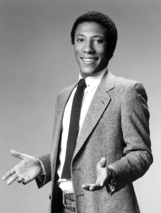 Byron Allen height profile photo