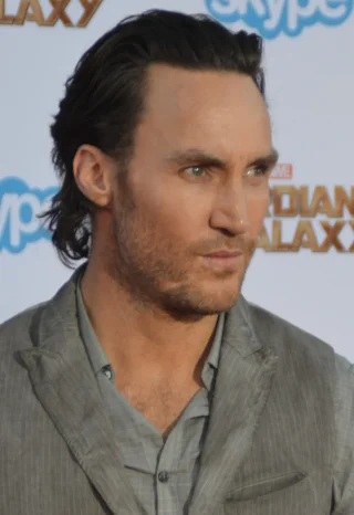 Callan Mulvey height profile photo