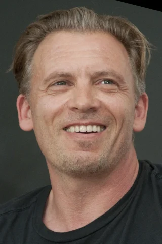 Callum Keith Rennie height profile photo