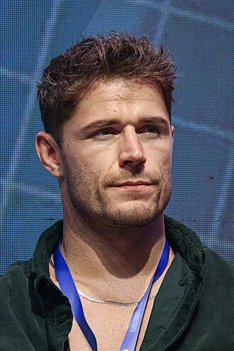 Callum Kerr height profile photo