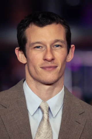 Callum Turner height profile photo