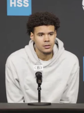 Cameron Johnson height profile photo