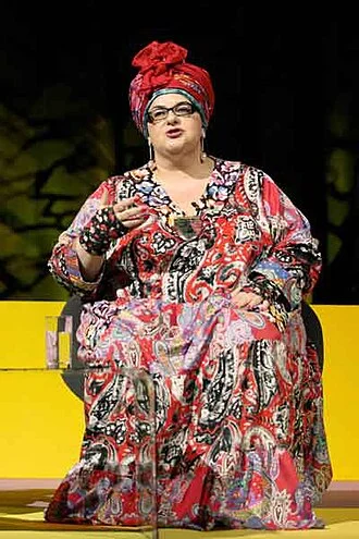 Camila Batmanghelidjh height profile photo