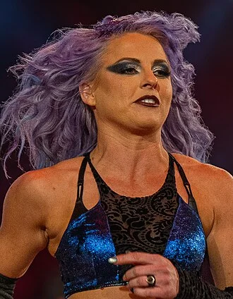 Candice LeRae height profile photo