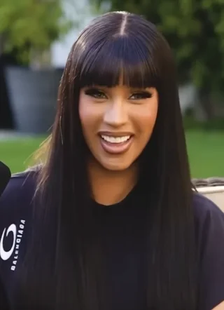 Cardi B height profile photo