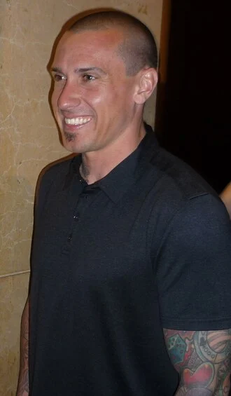 Carey Hart height profile photo