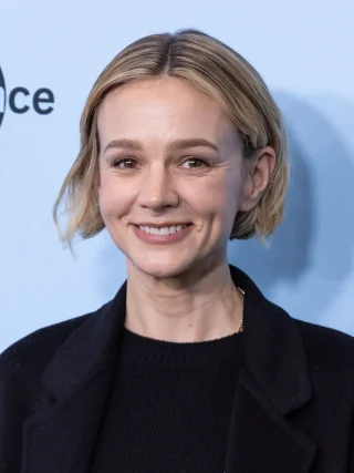 Carey Mulligan height profile photo