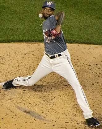 Carl Edwards Jr. height profile photo