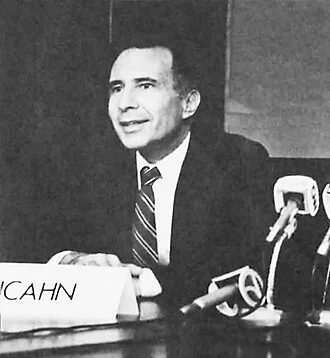 Carl Icahn height profile photo