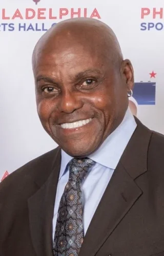 Carl Lewis height profile photo