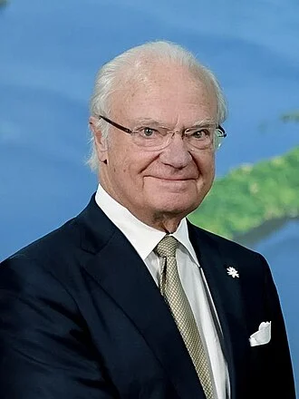 Carl XVI Gustaf height profile photo