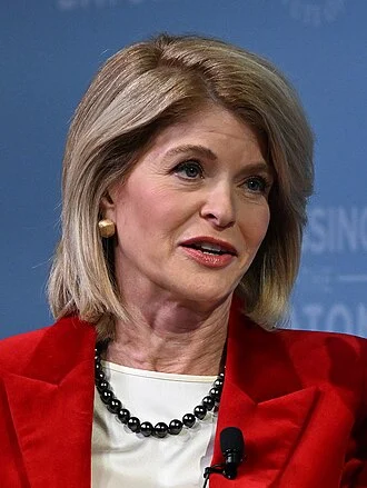 Carla Sands height profile photo
