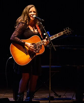 Carlene Carter height profile photo