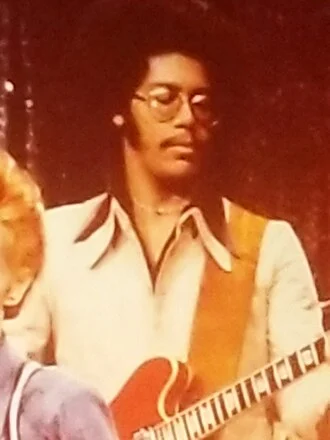 Carlos Alomar height profile photo