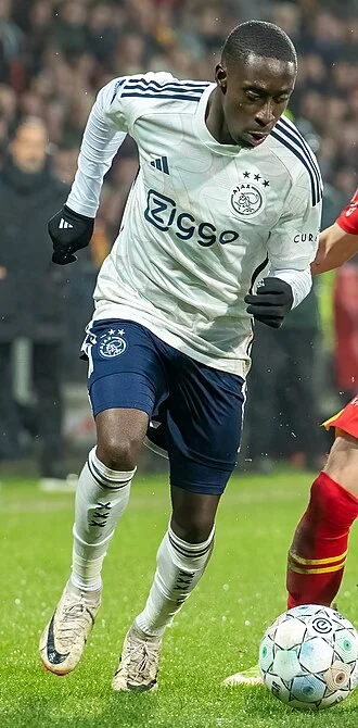 Carlos Forbs height profile photo