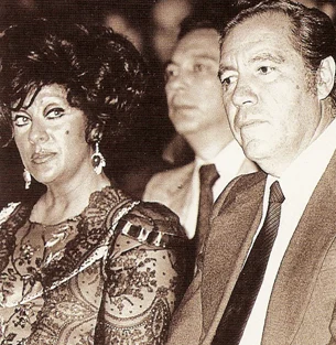 Carlos Hank González height profile photo