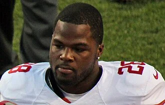 Carlos Hyde height profile photo