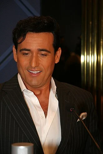 Carlos Marín height profile photo