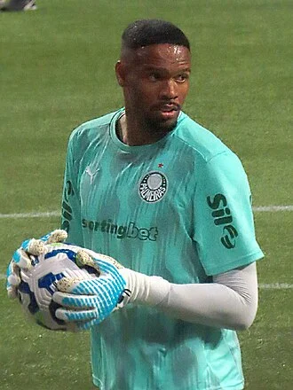 Carlos Miguel (footballer, born 1998) height profile photo