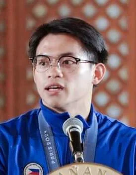 Carlos Yulo height profile photo