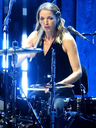 Caroline Corr height profile photo