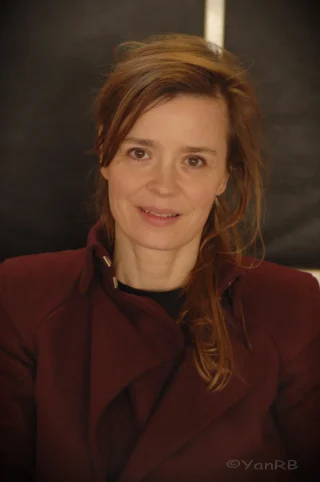Caroline Proust height profile photo