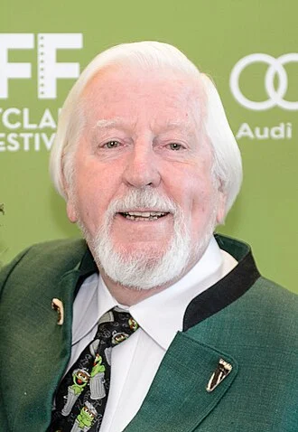 Caroll Spinney height profile photo