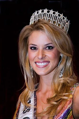 Carrie Prejean height profile photo