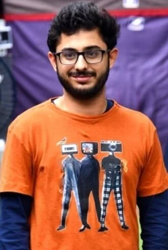 CarryMinati height profile photo