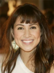 Cassie Steele height profile photo