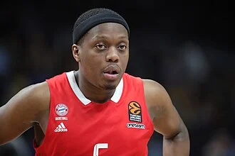Cassius Winston height profile photo