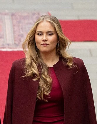 Catharina-Amalia, Princess of Orange height profile photo