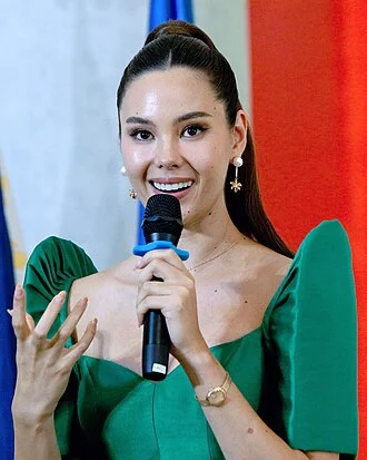 Catriona Gray height profile photo