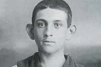 Cayetano Santos Godino height profile photo