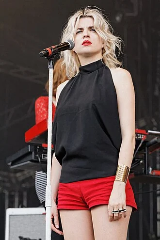 Cécile Cassel height profile photo