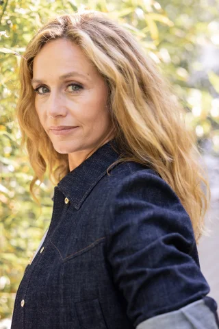 Cécile de France height profile photo